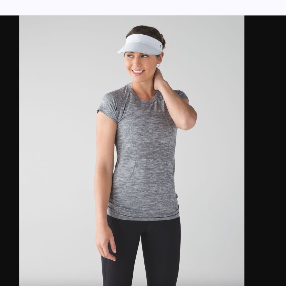 NWT Lululemon White Fast Paced Run Visor - Picture 5 of 5
